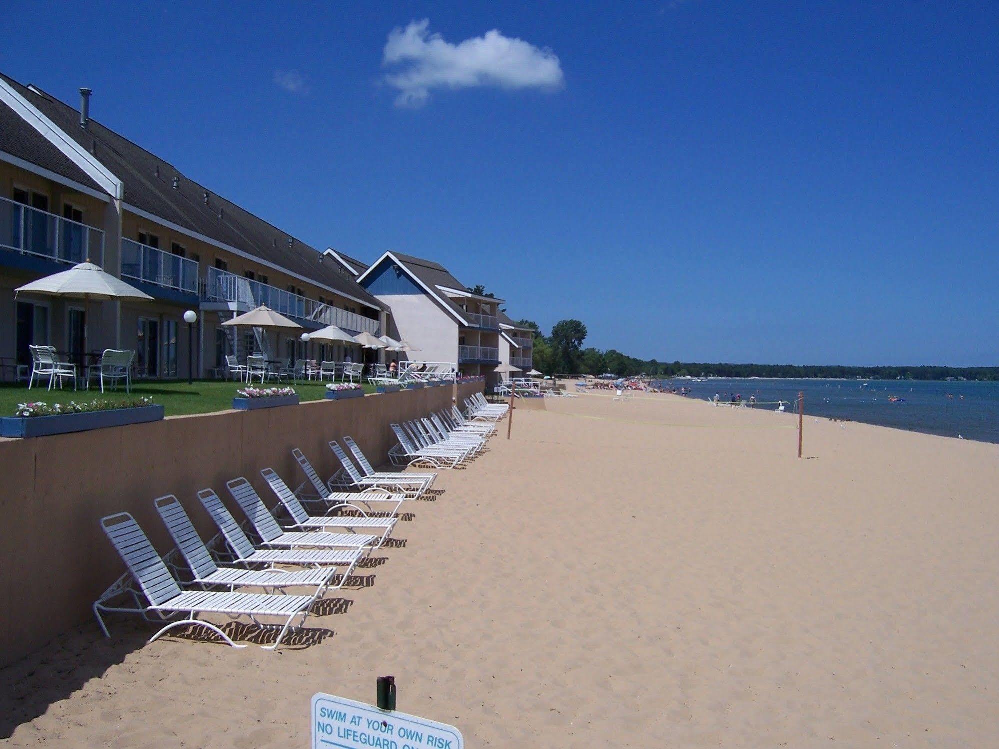 Pinestead Reef Resort Traverse City Exterior foto